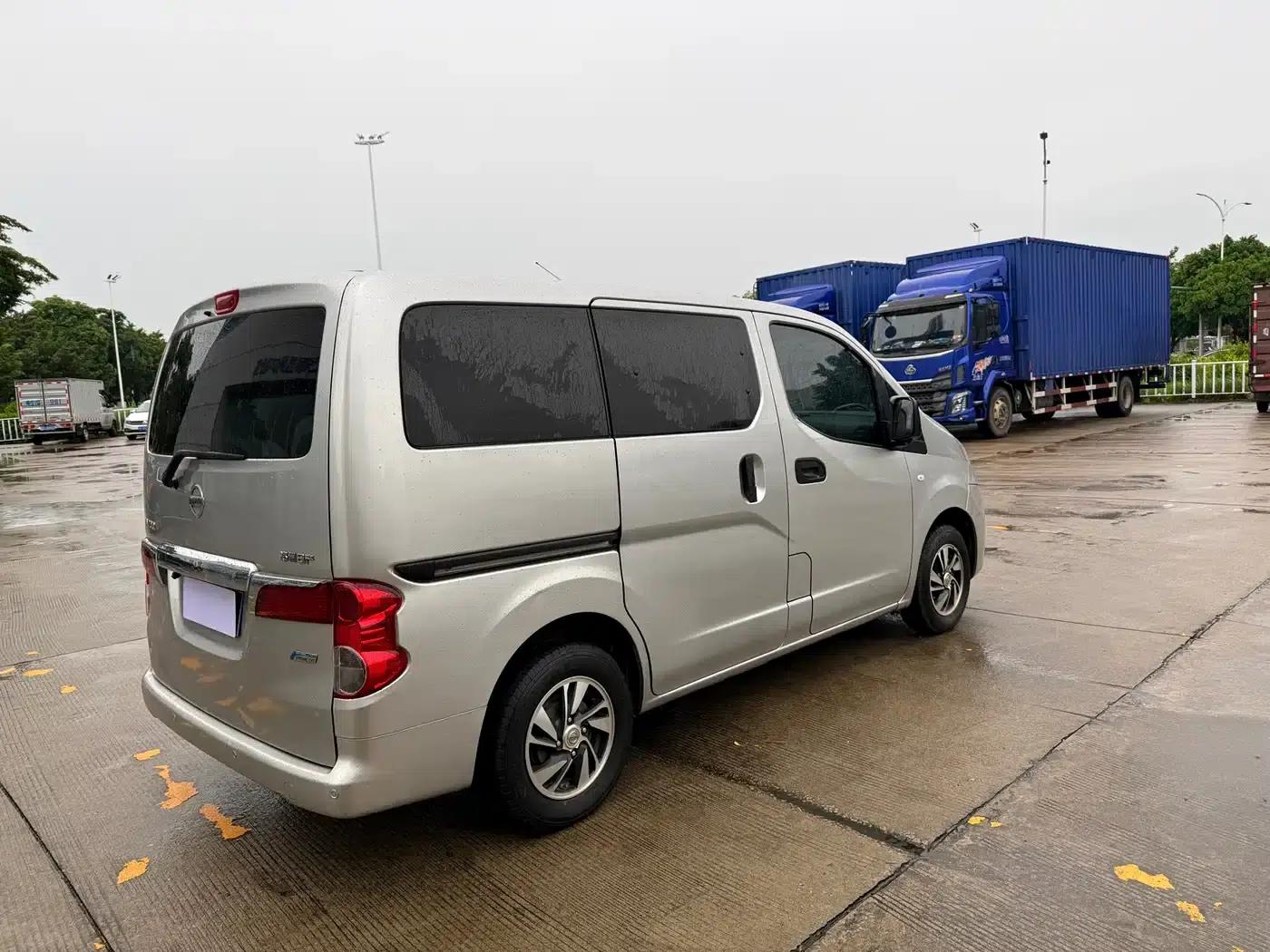 Nissan NV200 2014 1.6L CVT Luxury Model (China V Emission Standard) — миниатюра 6