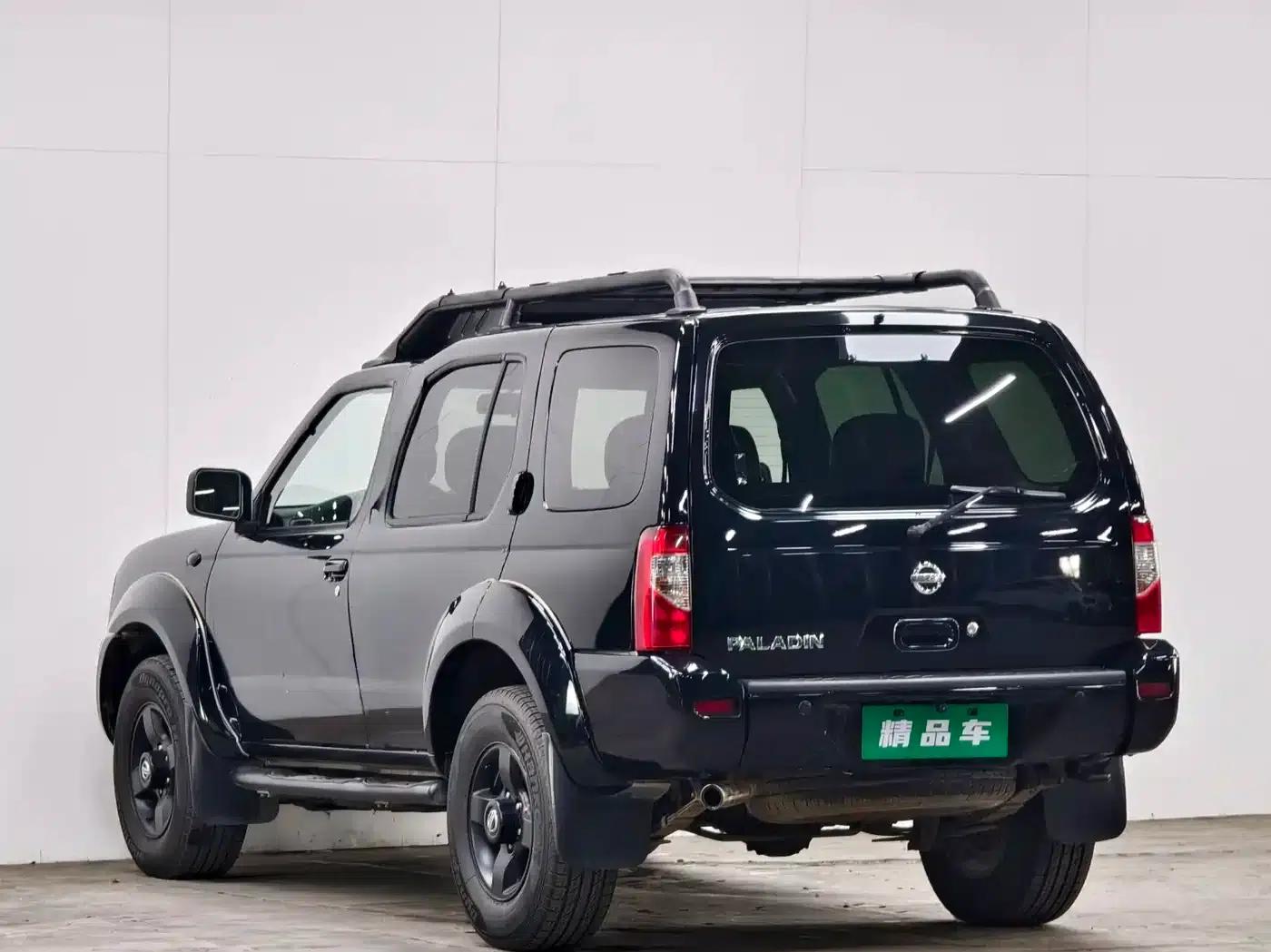 Nissan Paladin 2008 2.4L 2WD Standard Edition — миниатюра 6