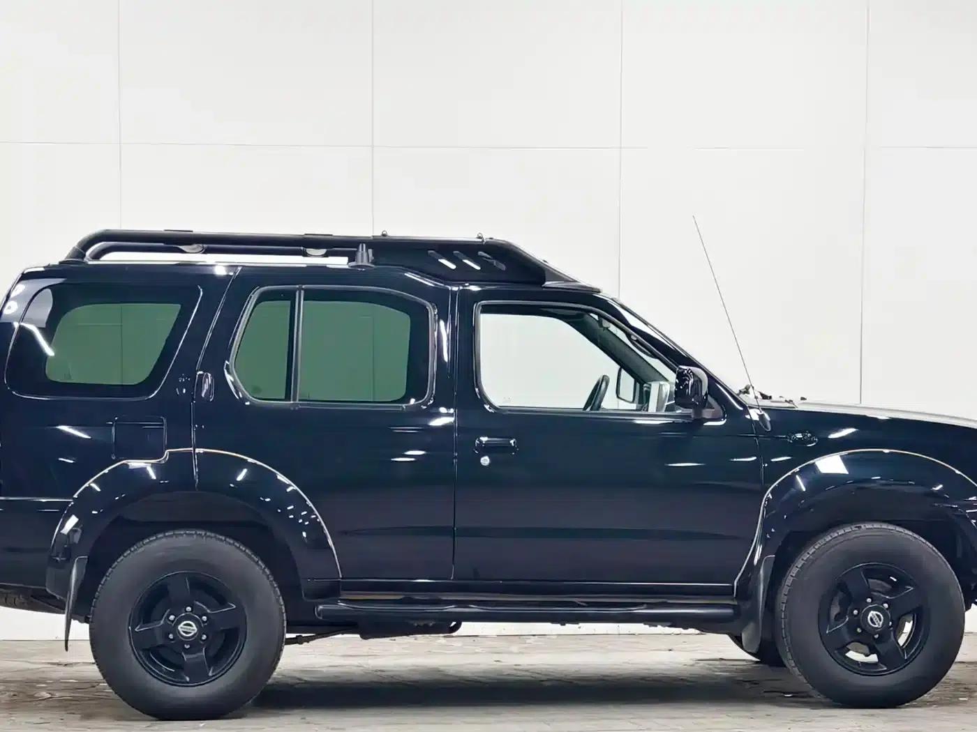 Nissan Paladin 2008 2.4L 2WD Standard Edition — миниатюра 8