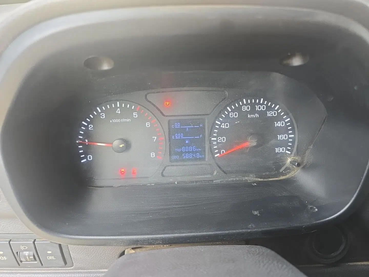 Foton Xiangling M Xiangling M2 van, gasoline, length 5,220 mm — миниатюра 11