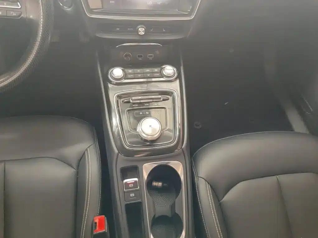 Roewe Ei5 2018 Internet Flagship Edition — миниатюра 14