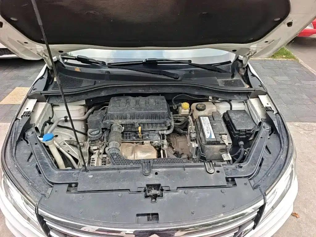 Roewe RX3 2018 1.6L CVT Flagship Edition — миниатюра 20