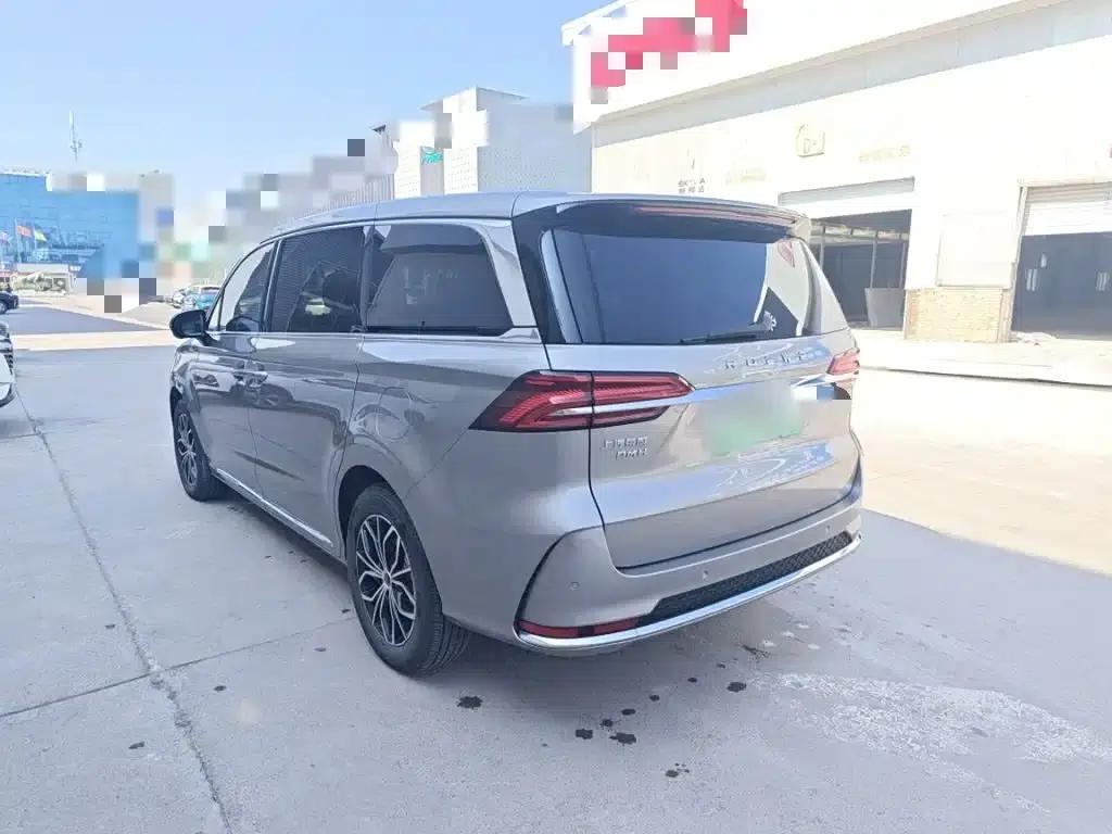 Roewe iMAX8 New Energy 2025 1.5T DMH Luxury Edition — миниатюра 6