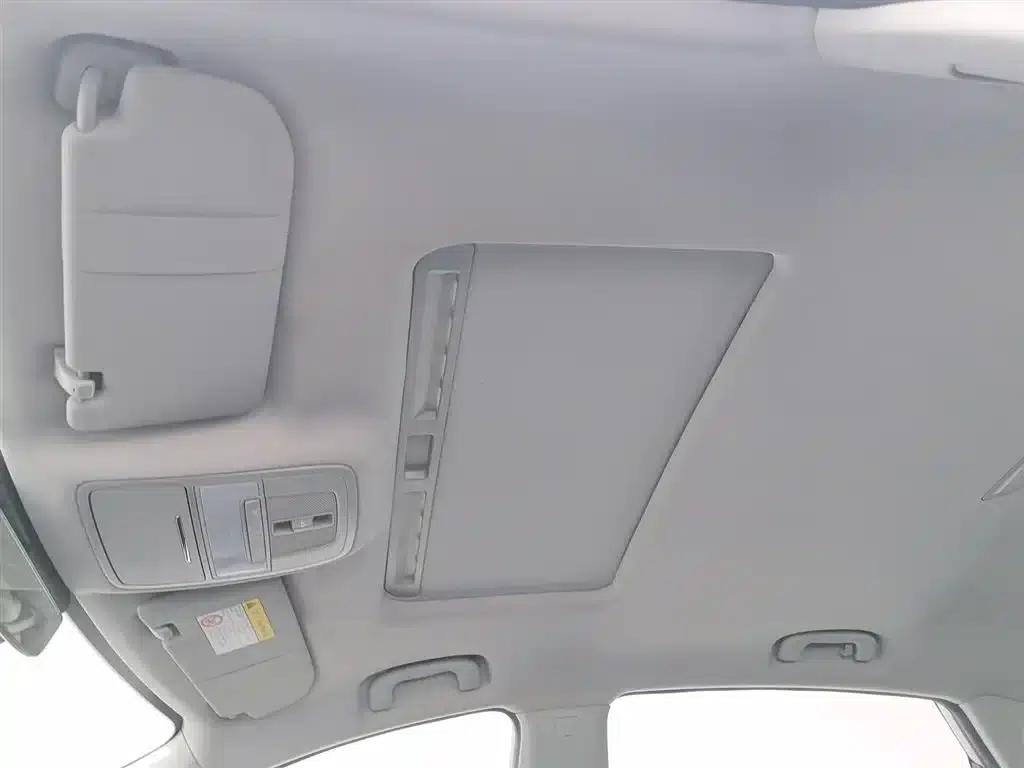Roewe i6 MAX 2020 300TGI Automatic Cool and Intelligent Driving Edition — миниатюра 14