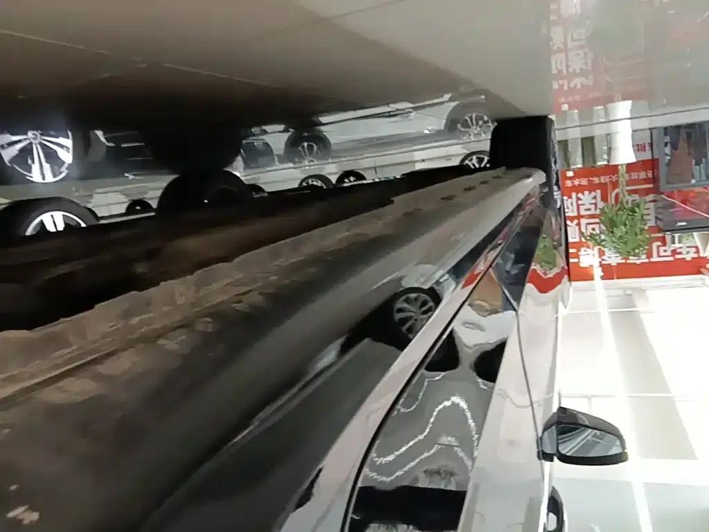 Roewe i6 MAX 2020 300TGI Automatic Cool Edition — миниатюра 22