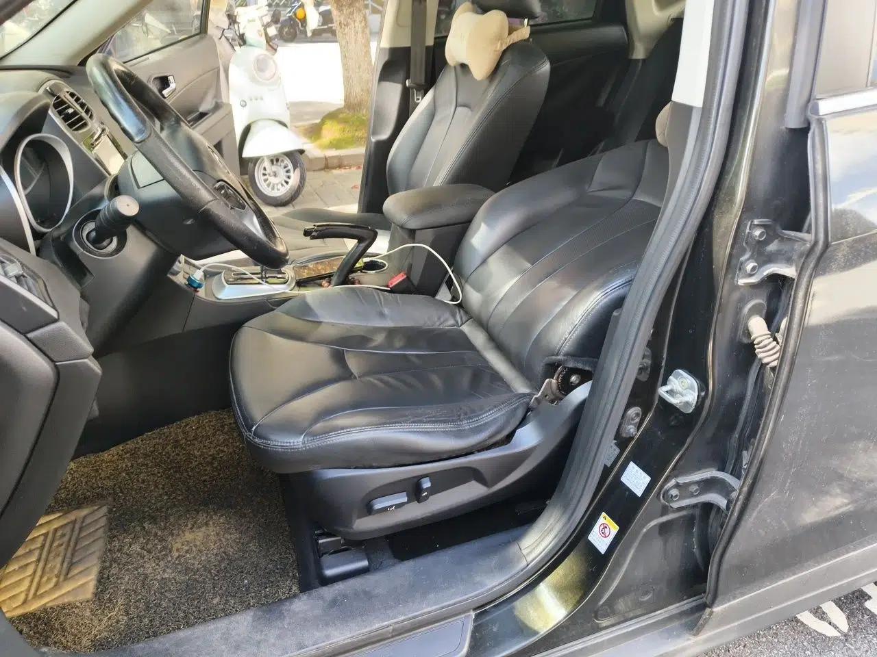 GAC Trumpchi GS5 2013 2.0L Automatic Two-Wheel Drive Light Interior Special Edition — миниатюра 15
