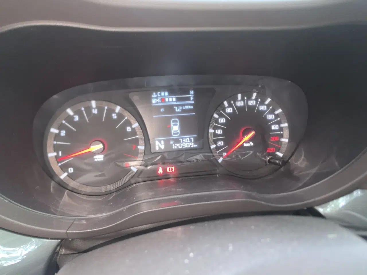 GAC Trumpchi GA6 2015 1.8T DCT Comfort Model — миниатюра 12