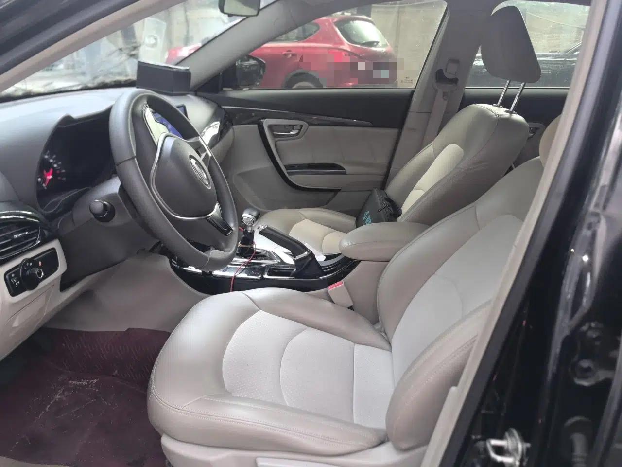 GAC Trumpchi GA6 2015 1.8T DCT Comfort Model — миниатюра 15