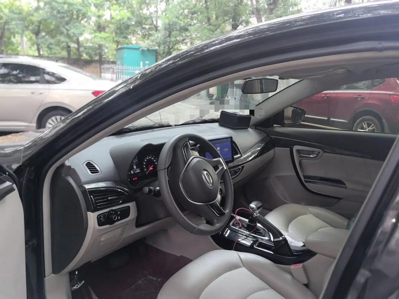 GAC Trumpchi GA6 2015 1.8T DCT Comfort Model — миниатюра 18