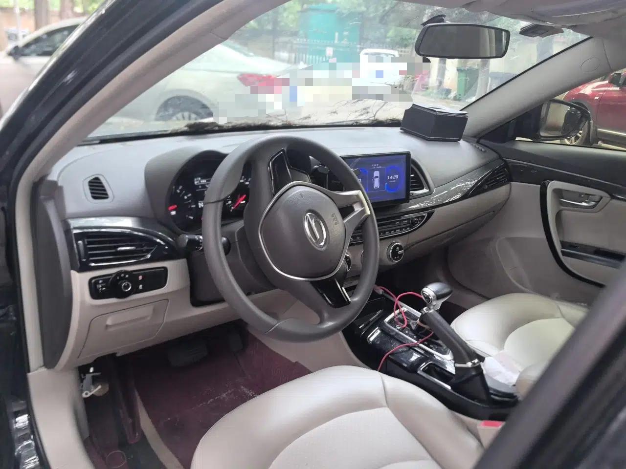 GAC Trumpchi GA6 2015 1.8T DCT Comfort Model — миниатюра 9
