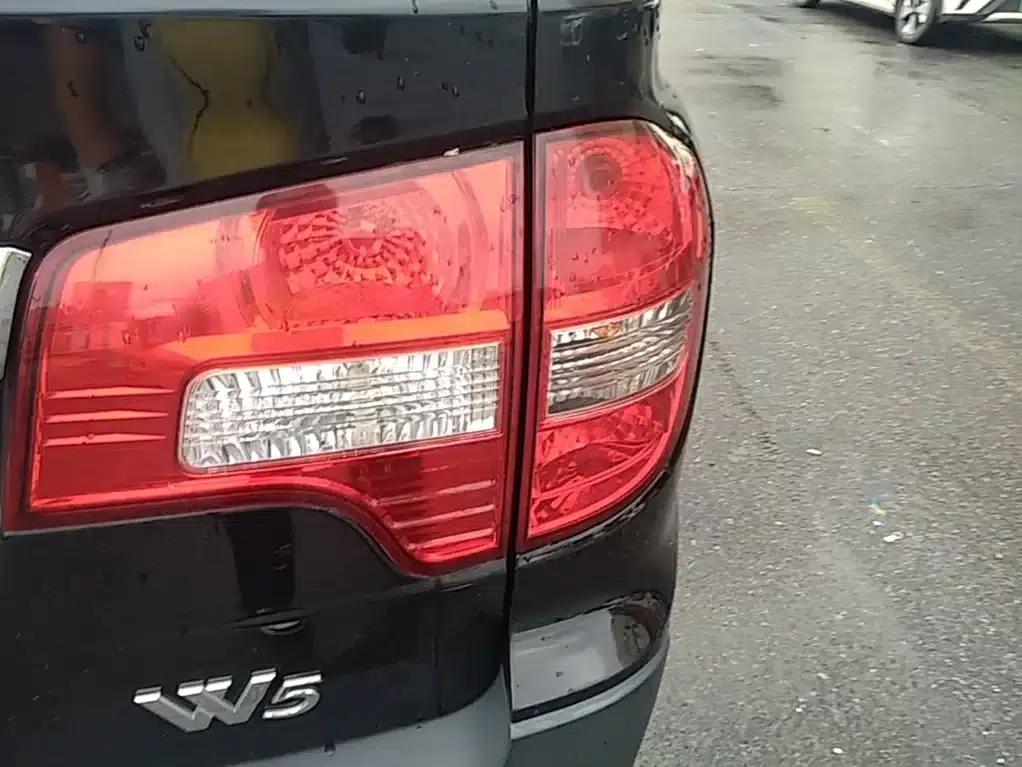 Roewe W5 2014 1.8T 2WD Automatic Shengyu Special Edition — миниатюра 8
