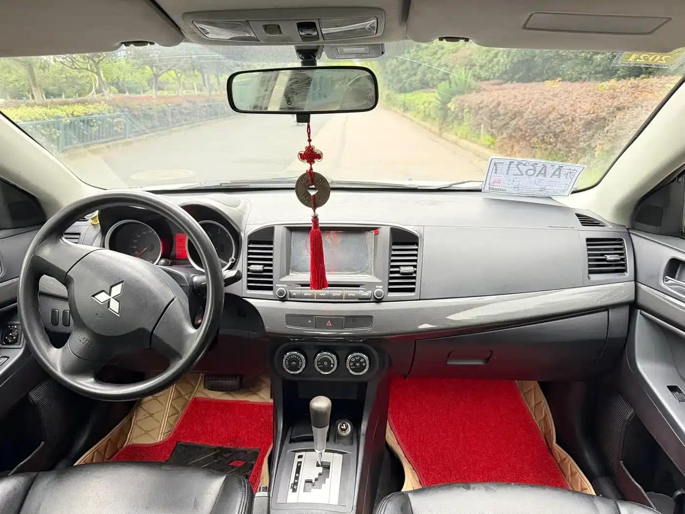 Lancer EX 2012 Lunar New Year Edition 1.8L CVT Comfort — миниатюра 13