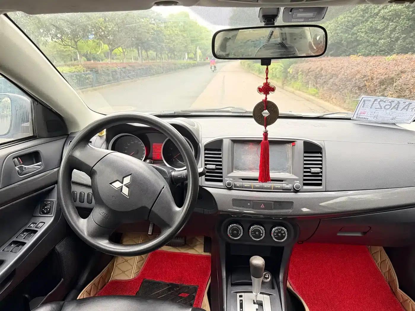 Lancer EX 2012 Lunar New Year Edition 1.8L CVT Comfort — миниатюра 14