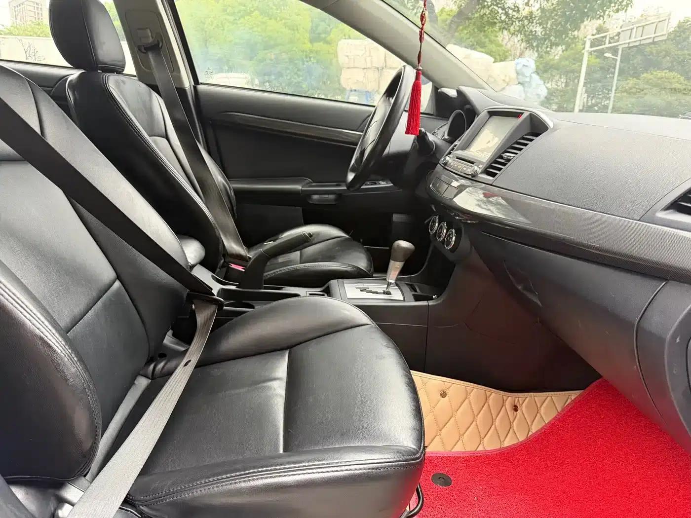 Lancer EX 2012 Lunar New Year Edition 1.8L CVT Comfort — миниатюра 15