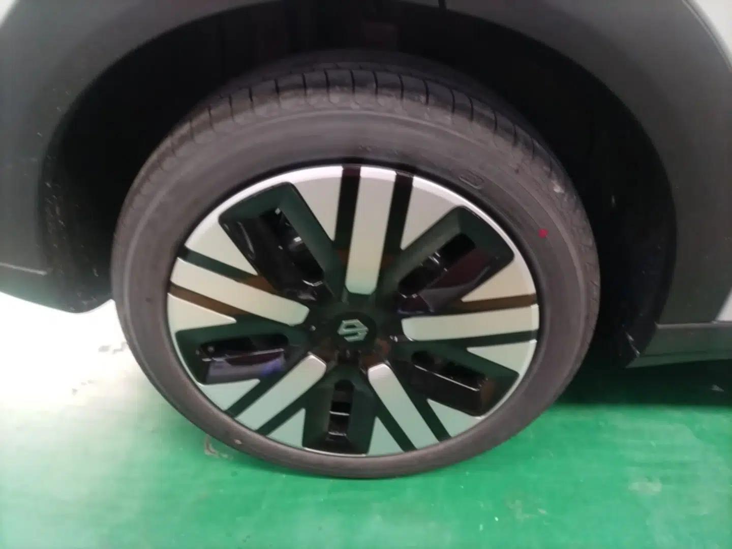 Leapmotor Zero Run A10 2026 Model 403 Comfort Edition — миниатюра 11