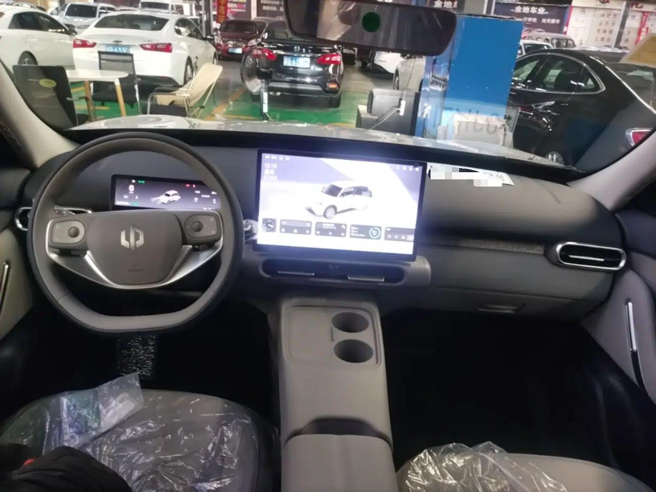Leapmotor Zero Run A10 2026 Model 403 Comfort Edition — миниатюра 12