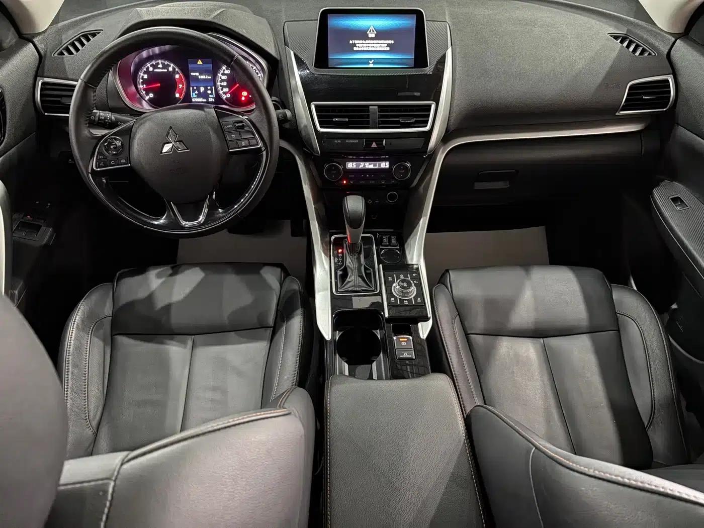 Eclipse Cross 2018 1.5T CVT 2WD Belief Edition — миниатюра 13