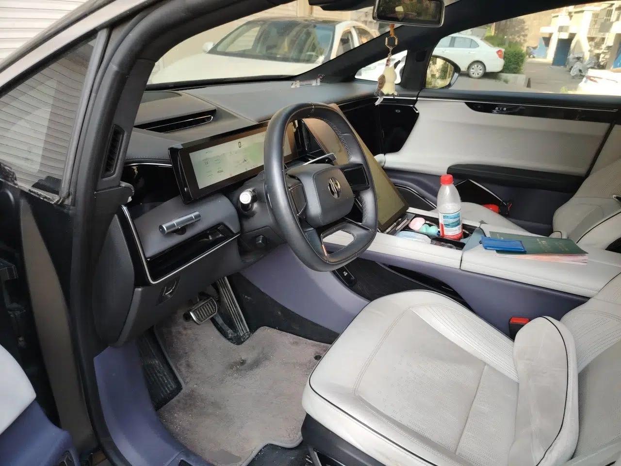 HiPhi X 2021 Founder Edition 4-Seater — миниатюра 15