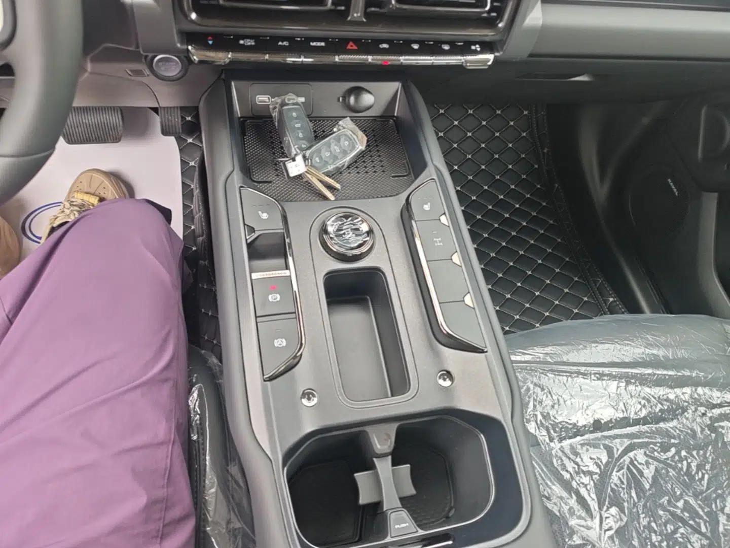 Haval Raptor New Energy 2026 Model Hi4 150 Ultra — миниатюра 16