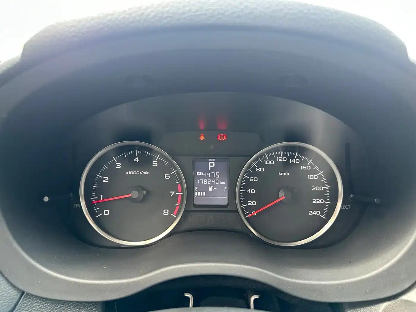 Subaru XV 2017 2.0i Comfort Navigation Edition — миниатюра 16