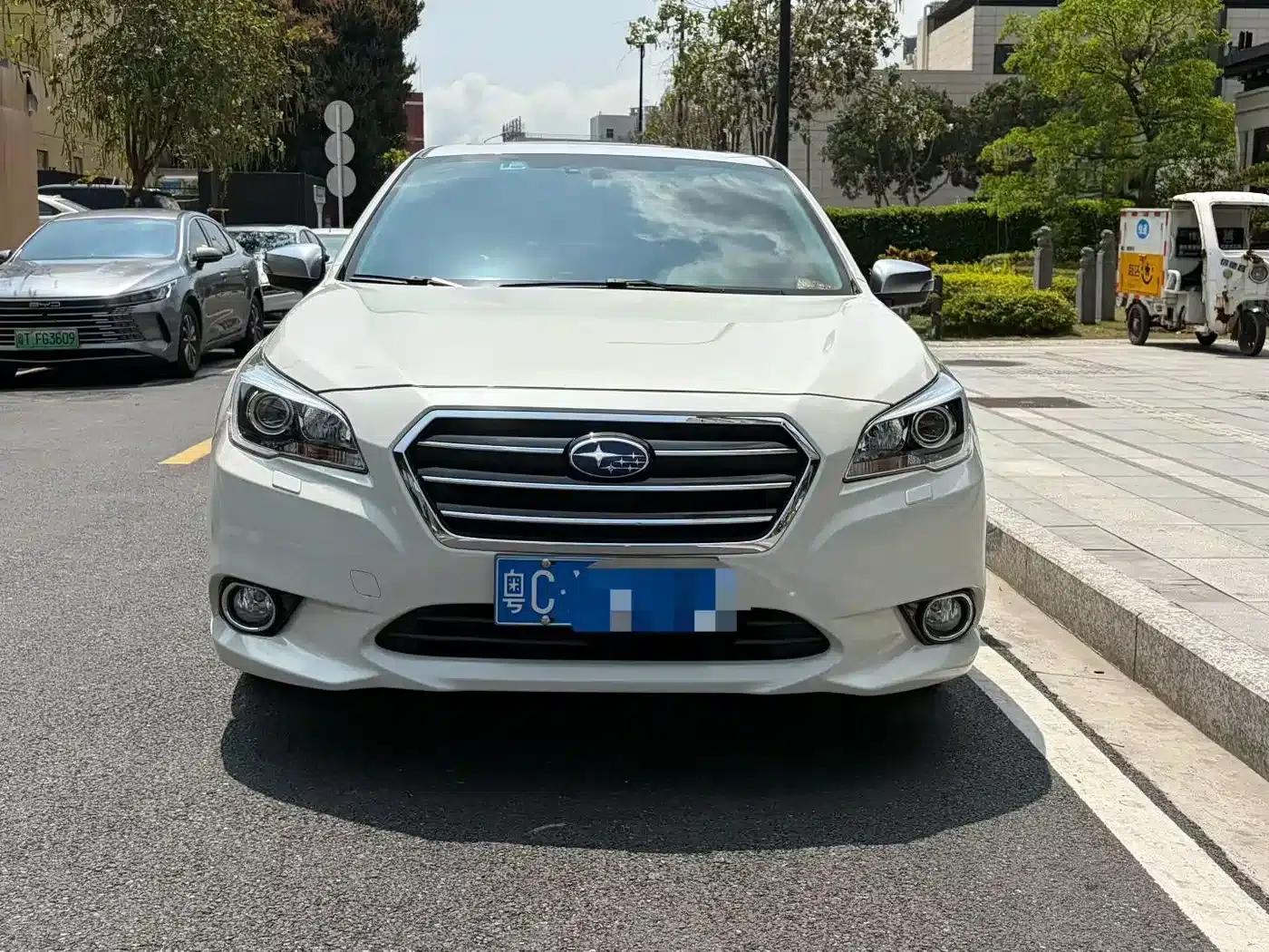 Legacy 2017 2.5i AWD Glory Edition — миниатюра 2