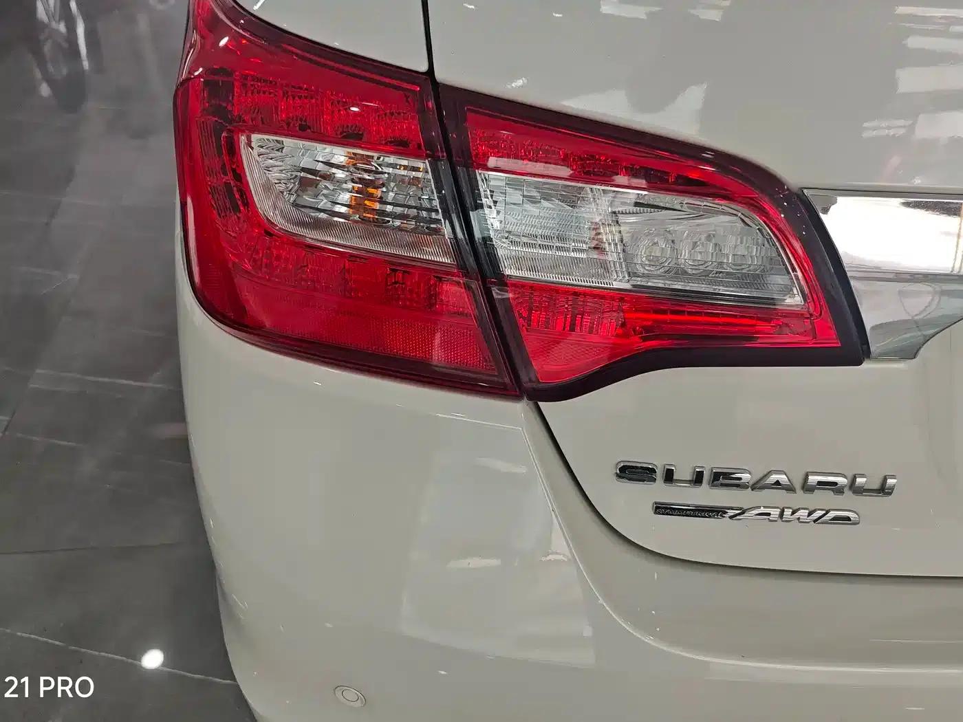 Legacy 2017 2.5i AWD Glory Edition — миниатюра 14