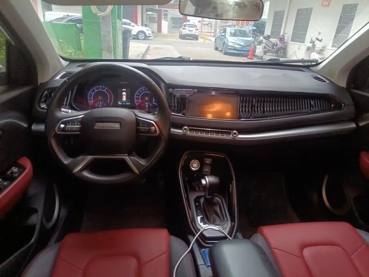 Haval H2s 2018 Blue Label 1.5T Dual-Clutch ZhiShang Model — миниатюра 9