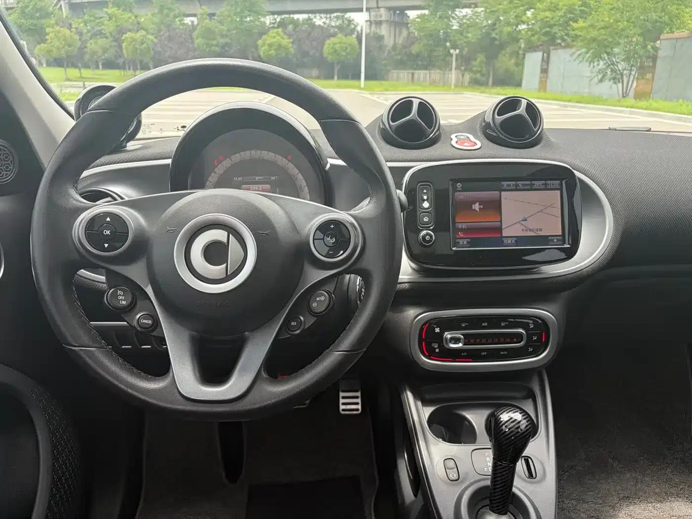 2016 Smart Forfour 0.9T 66kW Pioneer Edition — миниатюра 11