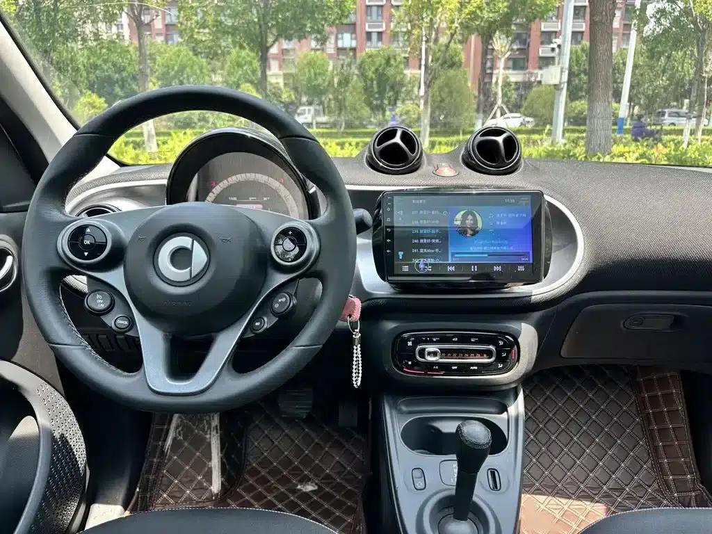 2018 Smart Forfour 1.0L 52kW Passion Edition — миниатюра 15