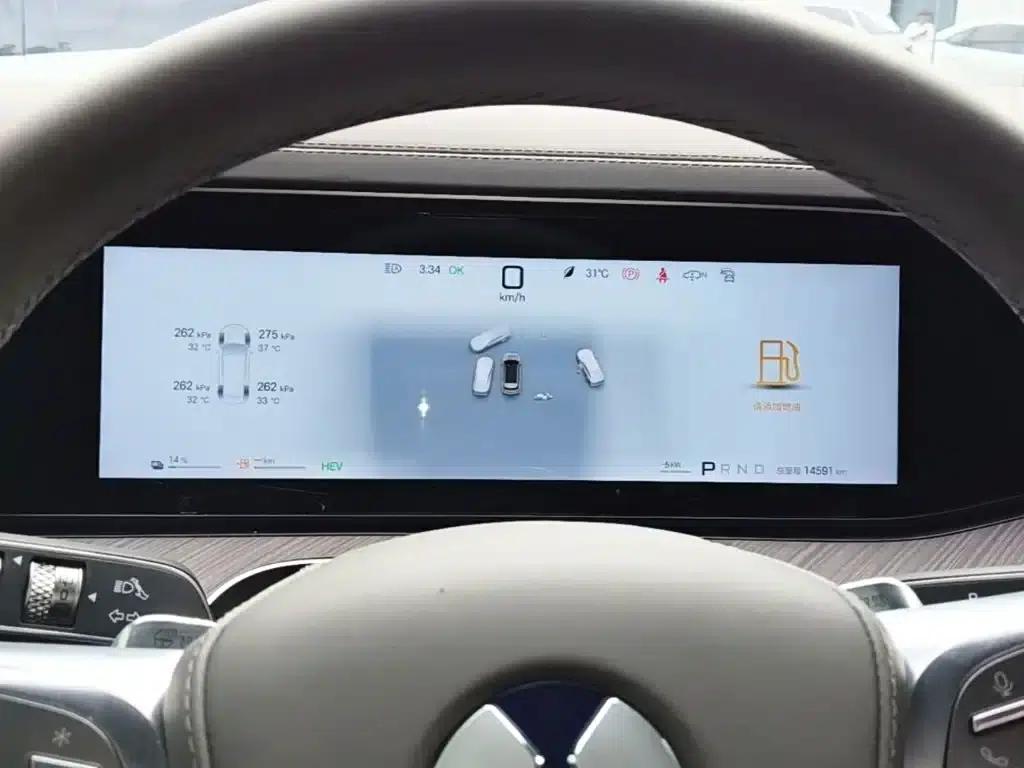 Denza N9 2025 Flagship Edition — миниатюра 12