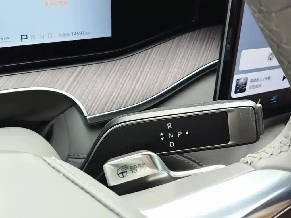 Denza N9 2025 Flagship Edition — миниатюра 14