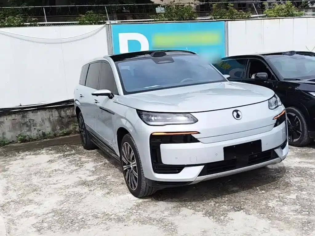 Denza N9 2025 Flagship Edition — миниатюра 4
