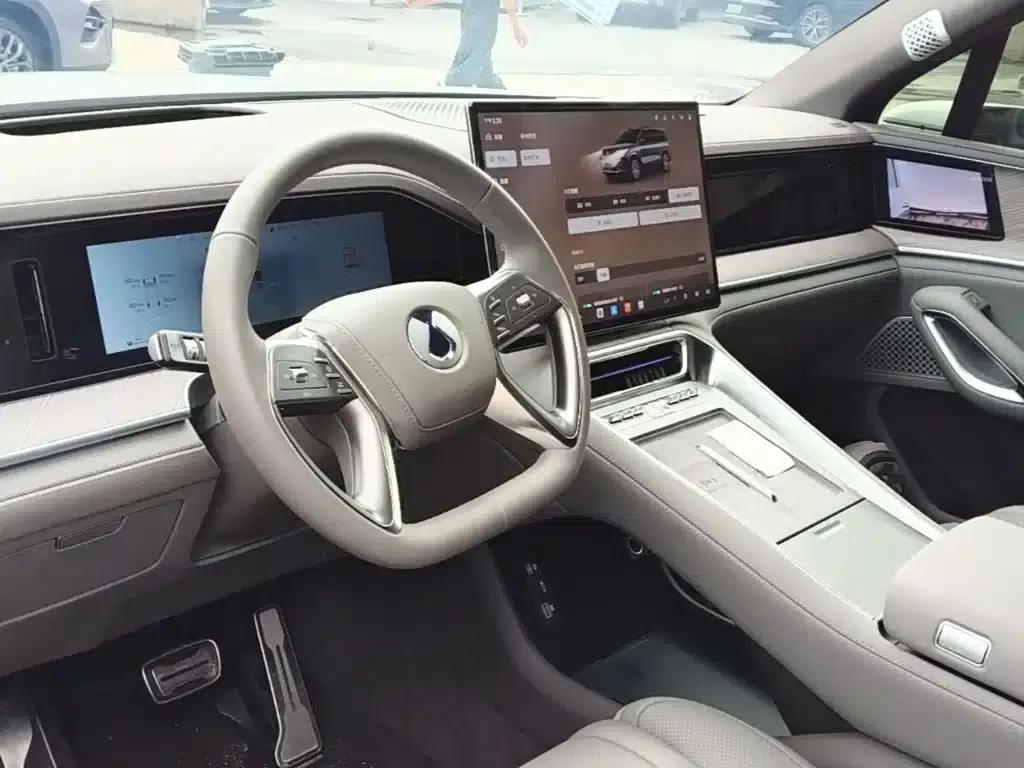 Denza N9 2025 Flagship Edition — миниатюра 10