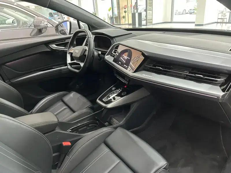 Audi Q4 e-tron 2024 Model 40 e-tron Adventure Edition — миниатюра 12