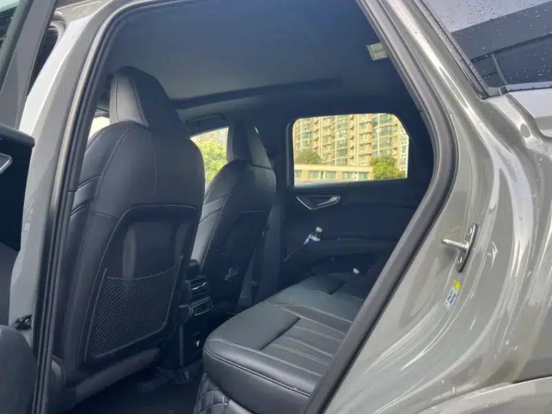 Audi Q4 e-tron 2024 Model 40 e-tron Trailblazer — миниатюра 11
