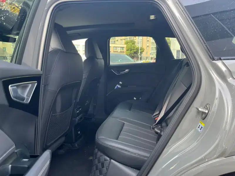 Audi Q4 e-tron 2024 Model 40 e-tron Trailblazer — миниатюра 13
