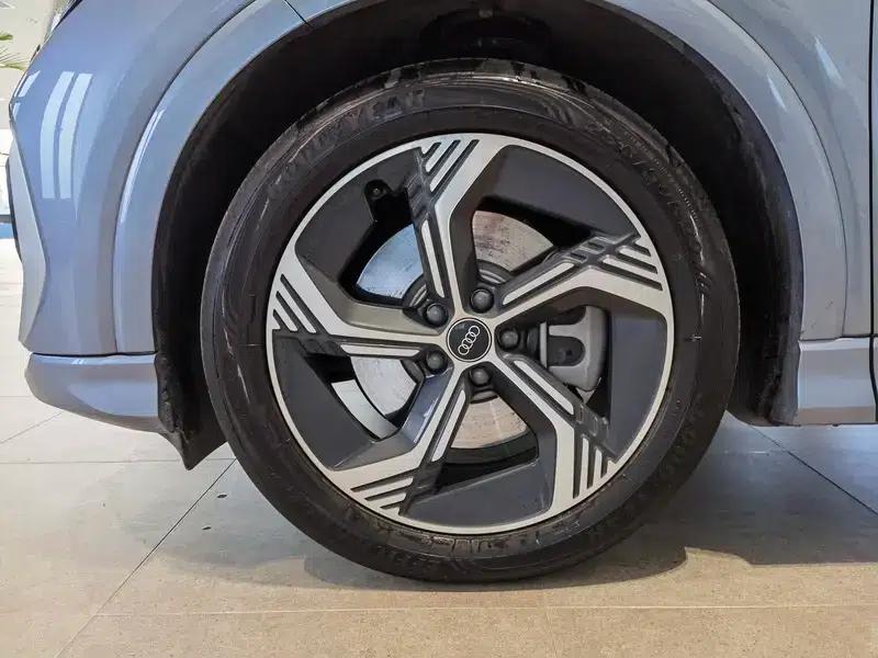 Audi Q4 e-tron 2024 Model 40 e-tron Trailblazer — миниатюра 13