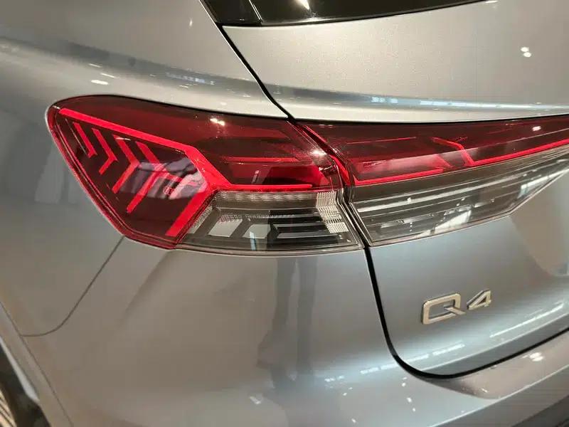 Audi Q4 e-tron 2024 Model 40 e-tron Trailblazer — миниатюра 7
