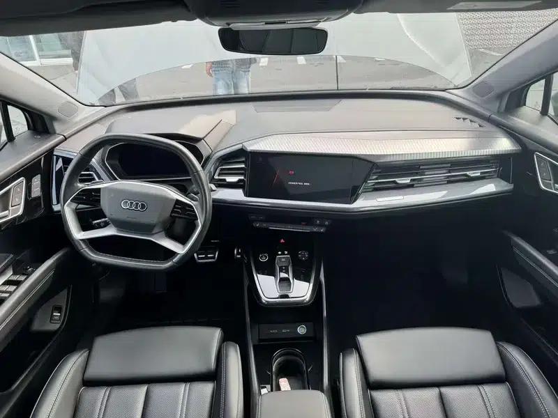 2024 Audi Q4 e-tron 50 e-tron quattro Trailblazer Night Edition — миниатюра 11