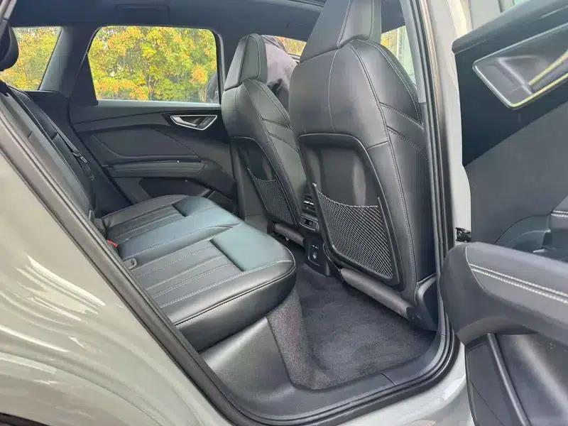 2024 Audi Q4 e-tron 50 e-tron quattro Trailblazer Night Edition — миниатюра 13