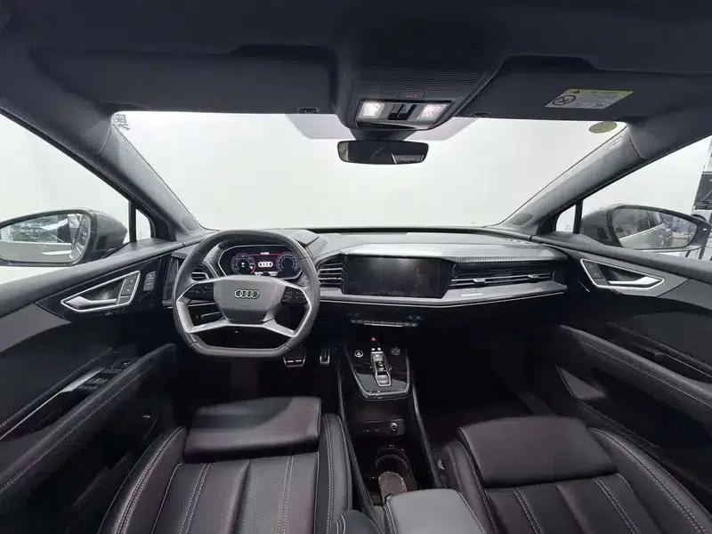 Audi Q4 e-tron 2024 Model 40 e-tron Trailblazer — миниатюра 7