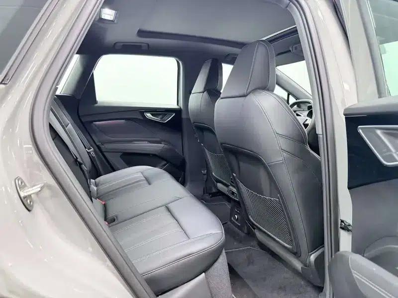 Audi Q4 e-tron 2024 Model 40 e-tron Trailblazer — миниатюра 9