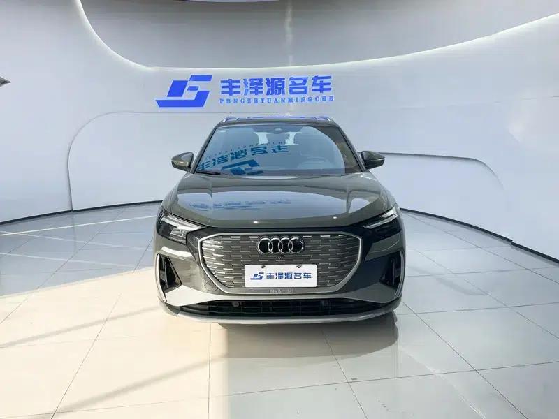 Audi Q4 e-tron 2024 Model 40 e-tron Trailblazer — миниатюра 2