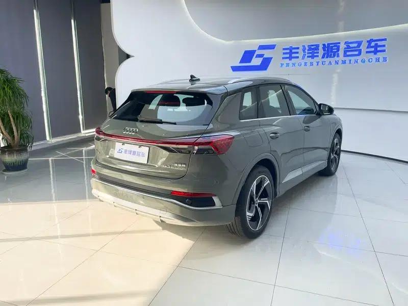 Audi Q4 e-tron 2024 Model 40 e-tron Trailblazer — миниатюра 5
