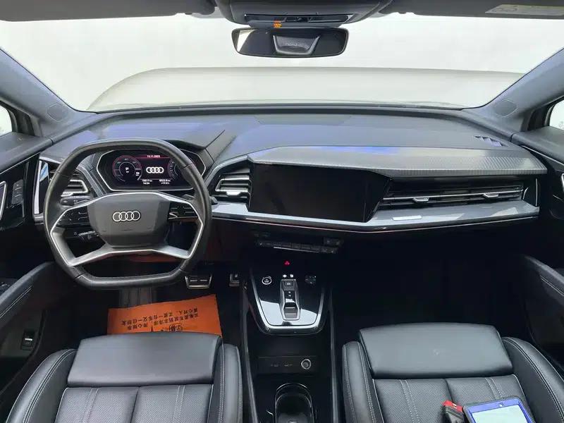 Audi Q4 e-tron 2024 Model 40 e-tron Trailblazer — миниатюра 8