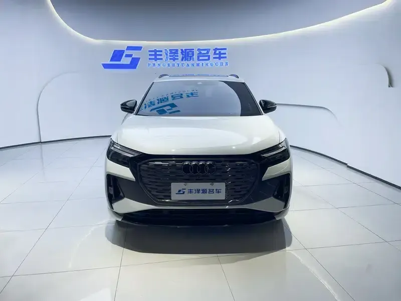 2024 Audi Q4 e-tron 50 e-tron quattro Trailblazer Night Edition — миниатюра 2