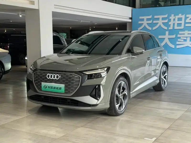 Audi Q4 e-tron 2024 Model 40 e-tron Trailblazer — миниатюра 1
