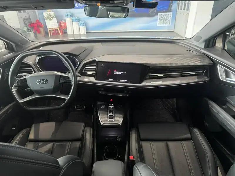 Audi Q4 e-tron 2024 Model 40 e-tron Trailblazer — миниатюра 8