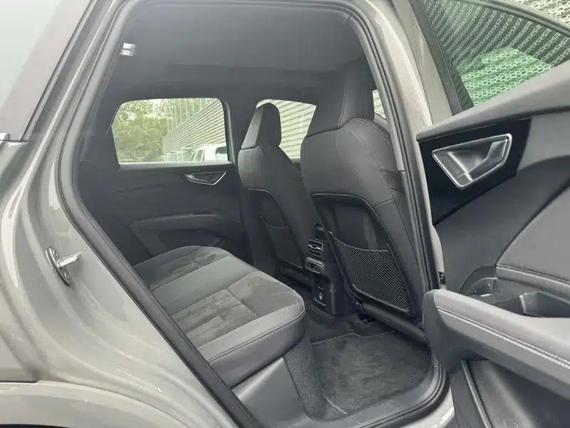 Audi Q4 e-tron 2022 Model 40 e-tron Trailblazer — миниатюра 15