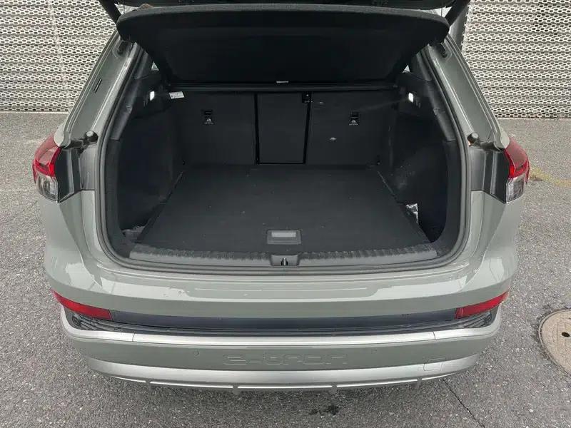 Audi Q4 e-tron 2022 Model 40 e-tron Trailblazer — миниатюра 16